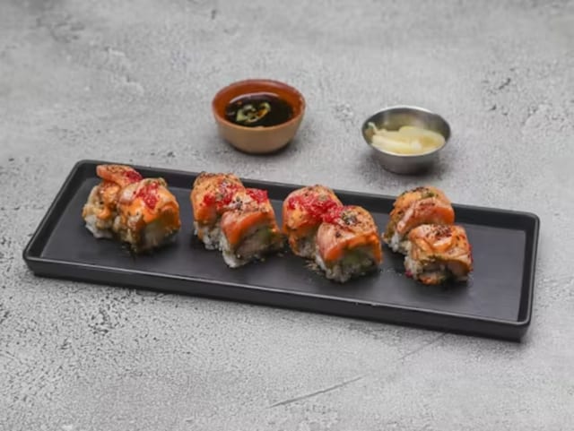 Firecracker Maki.
