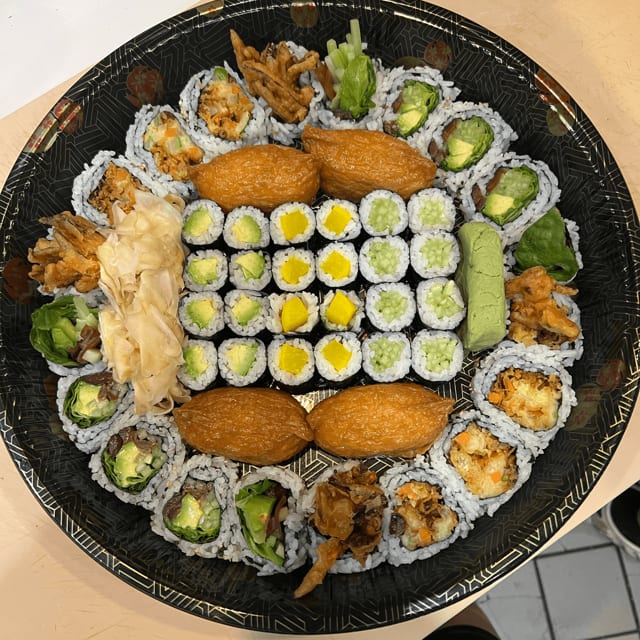 36 Piece Veggie Lover's Party Tray.